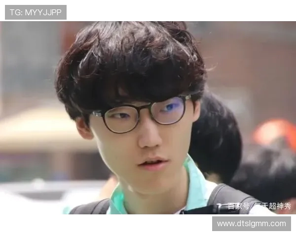 以Zeus上单为核心解析如何在对线期掌控局势并带领队友走向胜利